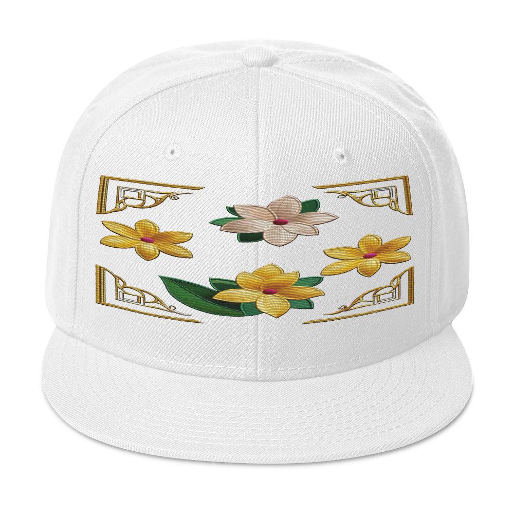 Floral Statement Piece: Realistic Flower Altarpiece Snapback Hat for Fashion Lovers - Dhalfashionistt