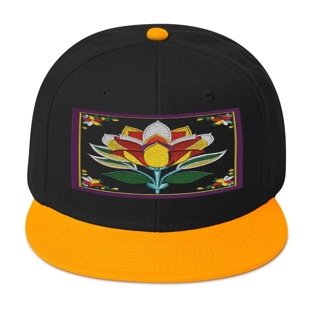 Flower Power: Stand Out with the Realistic Flower Altarpiece Snapback Hat - Dhalfashionistt