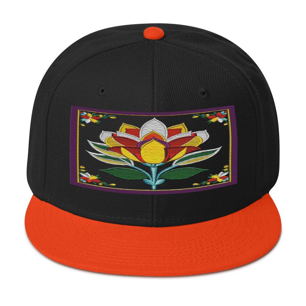 Flower Power: Stand Out with the Realistic Flower Altarpiece Snapback Hat - Dhalfashionistt