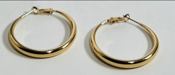 Gold Simple Medium Hoop Earring | Special Occasion Accessories | Women's Fashion - Dhalfashionistt