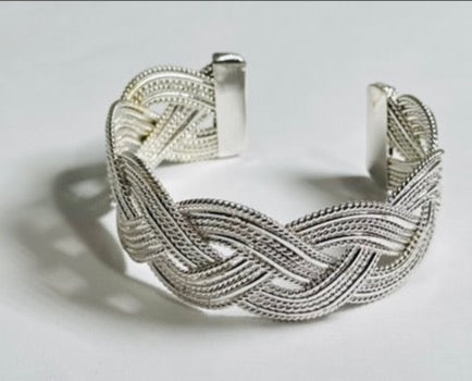 Silver Large Metal Twist Cuff | Fashion Jewelry Gifts For Her - Dhalfashionistt