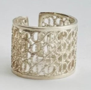 Unique Peruvian Artisan Crafted 950 silver filigree adjustable band ring -Pattern thick | Gift Ideas For Her - Dhalfashionistt