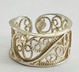 Unique Vintage Peruvian Artisan 950 Silver Filigree Band Ring adjustable |Statement Jewelry - Dhalfashionistt